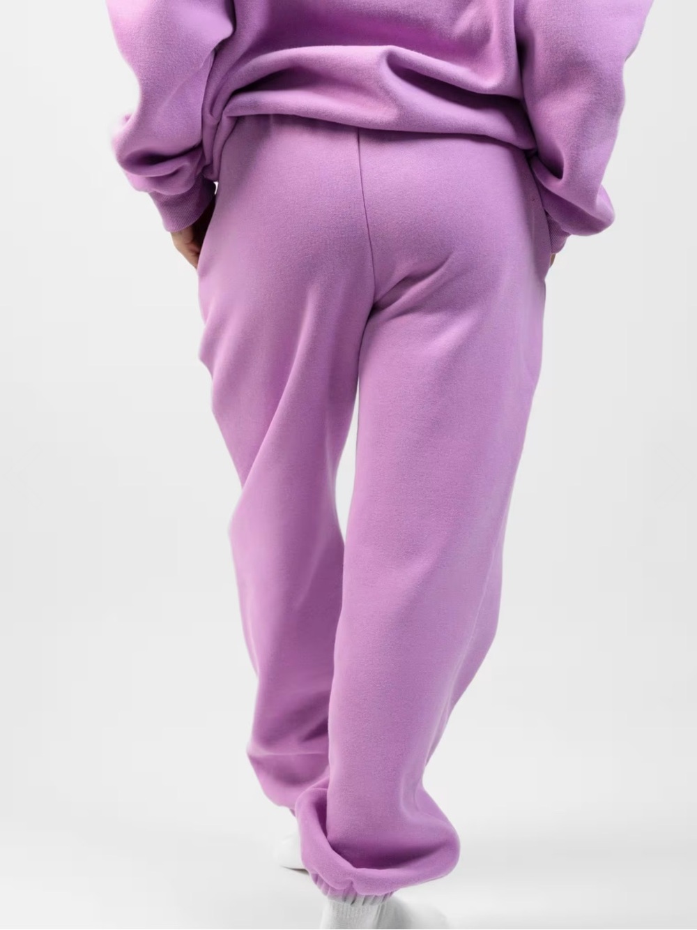 🆕 Comfrt - Pastel Lilac Fleece Sweatpants - Medium - Picture 2 of 7